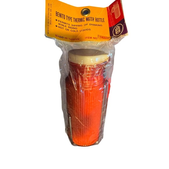 Benito Other - Vintage NEW in package Benito Type Thermic Water Bottle Red NOS 1970s